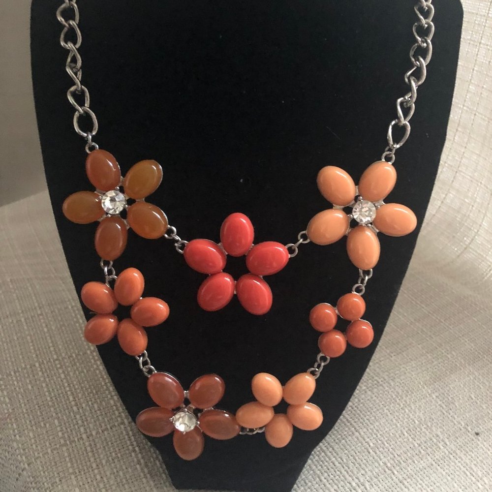 Necklace W/Flowers Orange & Peach